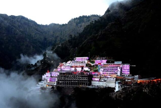 Vaishno Devi Darshan – Divine Journey to Trikuta Hills